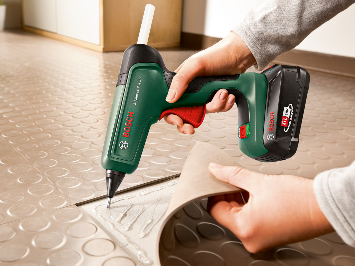 pistolet colle sans-fil AdvancedGlue 18V Bosch sans batterie 0603264800